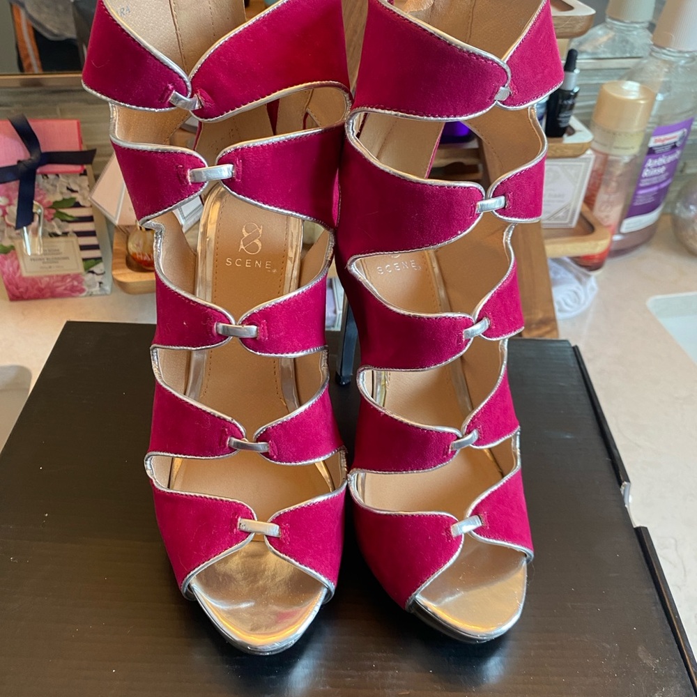 Scene Weaver Women's Pink Strappy Heels